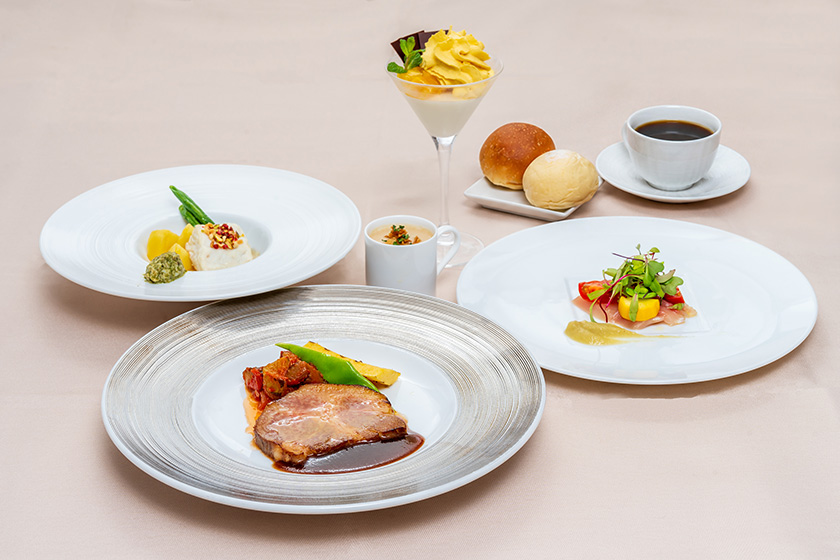 サンシャイン 夏の恵みを楽しむ、カジュアルフレンチ